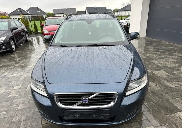 Volvo V50 cena 15900 przebieg: 320000, rok produkcji 2008 z Sława małe 529